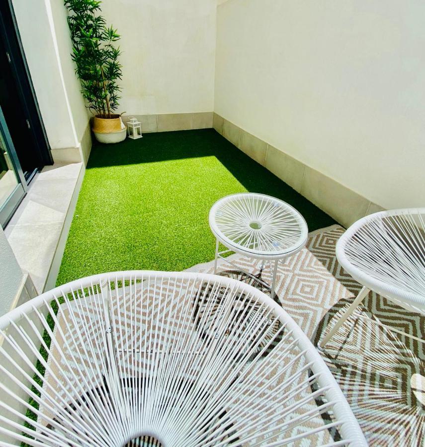 Bonito Apartamento De 2 Habitaciones Con Terraza Màlaga Exteriér fotografie