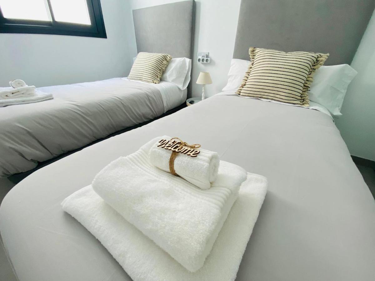 Bonito Apartamento De 2 Habitaciones Con Terraza Màlaga Exteriér fotografie